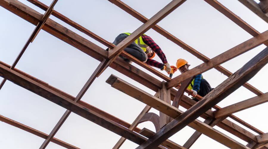 Professional gutter cleaning services in Utica, KS